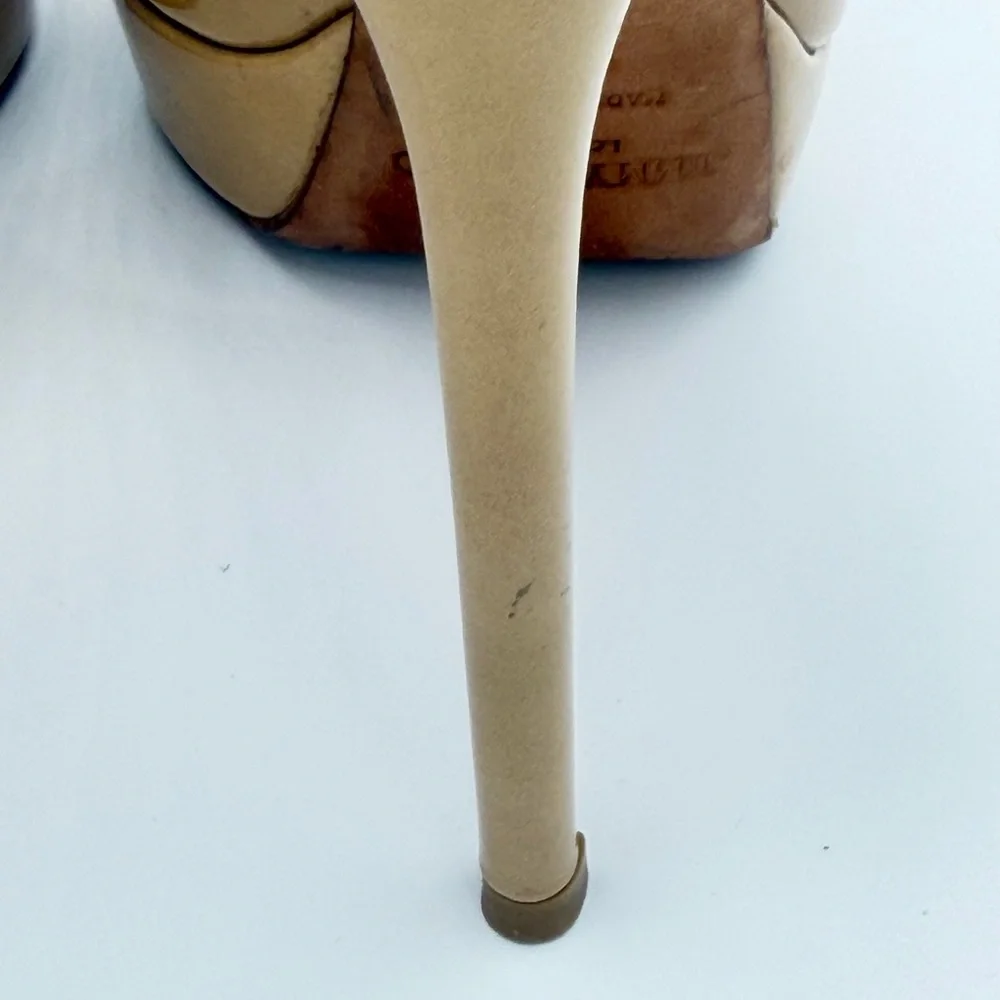 Jimmy‎ Choo Luna Peep-Toe Platform Pumps Nude Patent Leather Size 8.5 (38.5)